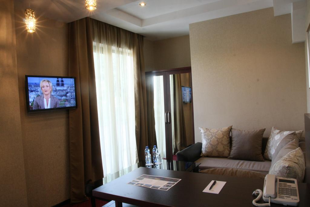 Marionn Hotel Tiflis Oda fotoğraf